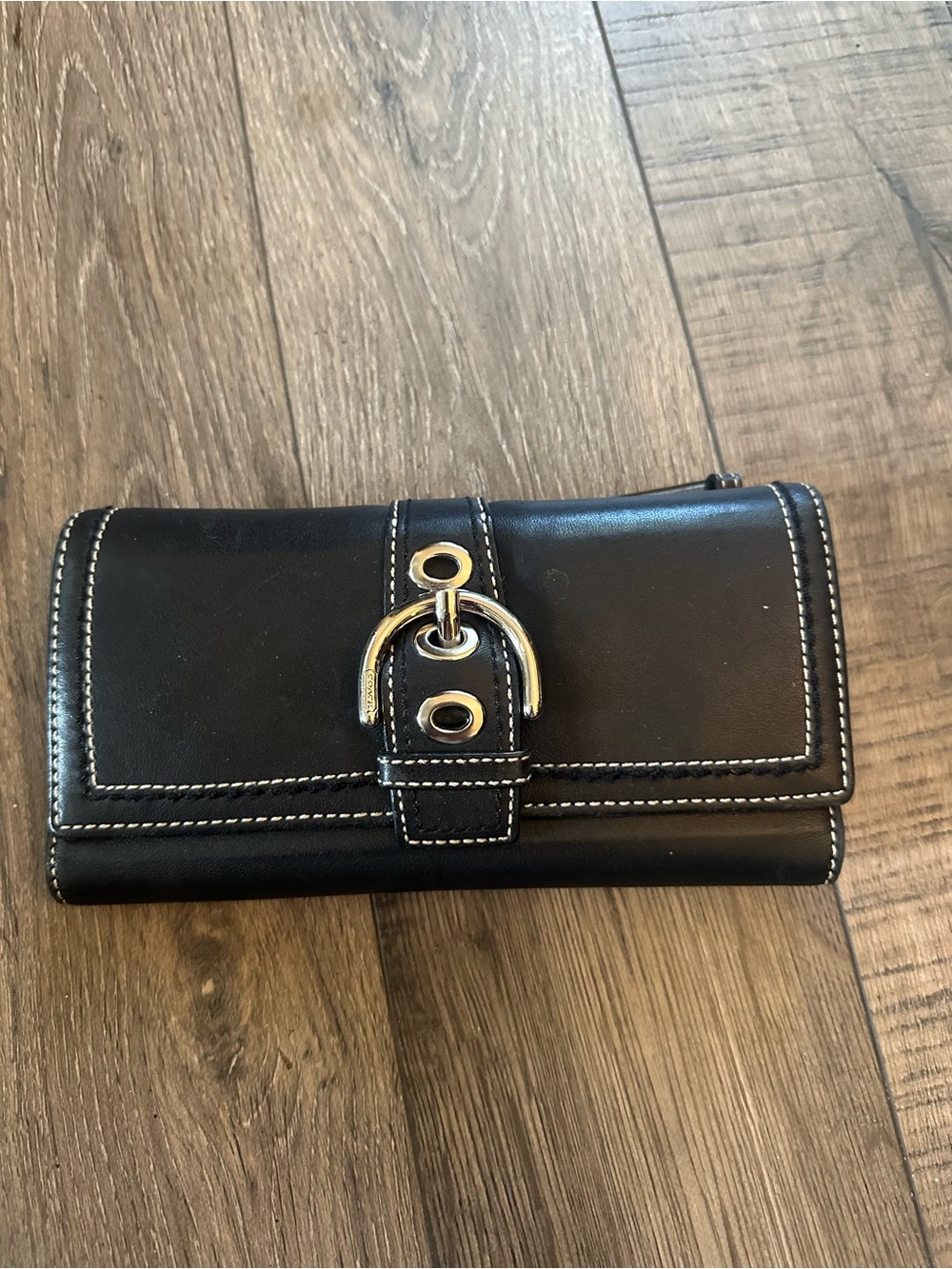 Vintage Coach Soho Black Leather Buckle Trifold Long Wallet Clutch Y2K